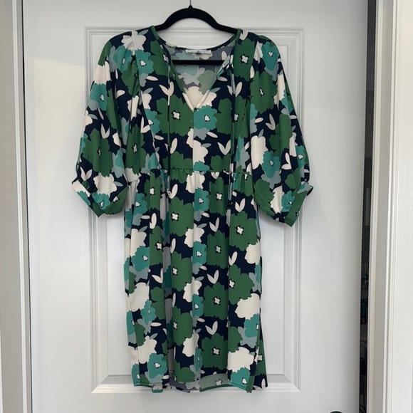 Michelle McDowell Green and White Dress with Bishop Sleeves - Picture 2 of 3